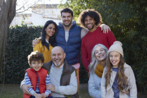 traer legalmente a tu familia a vivir contigo en España
