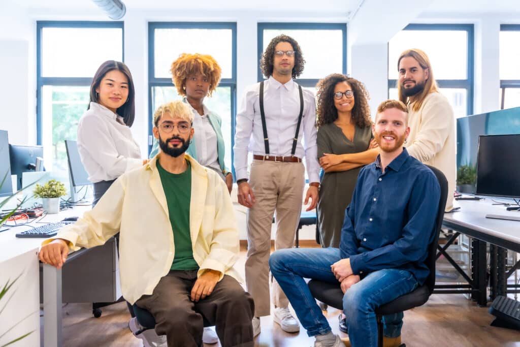 Nómadas Digitales en España: Cómo obtener el visado, vivir legalmente y trabajar remoto en 2025 3 Nómadas Digitales en España: Cómo obtener el visado, vivir legalmente y trabajar remoto en 2025