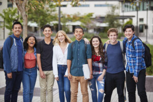 ¿Es posible estudiar en España con visado de estudiante siendo adulto?